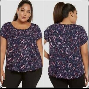 Torrid Heart Print Short Sleeve Top